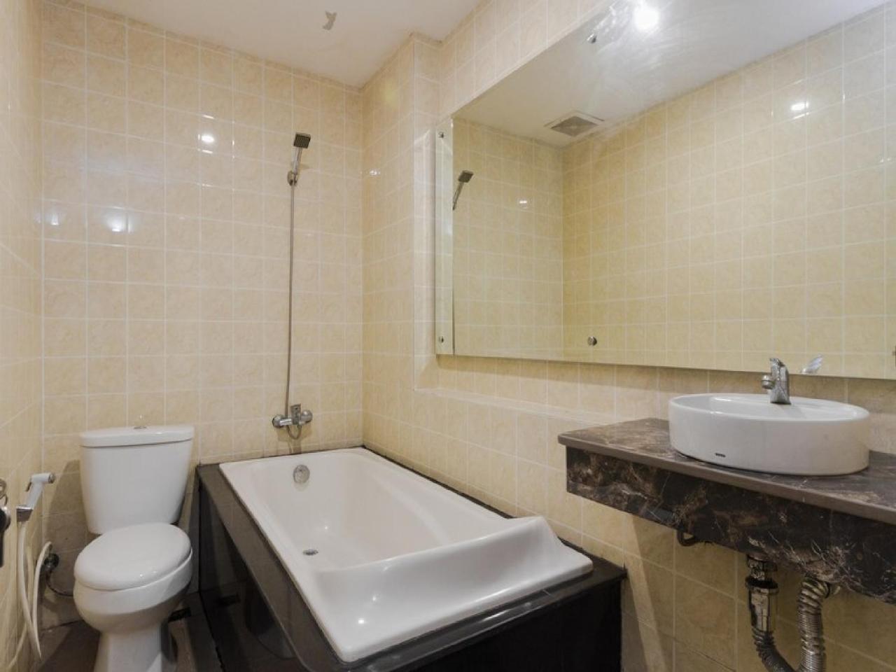 Reddoorz Plus @ Boulevard Panakkukang Makassar Eksteriør bilde