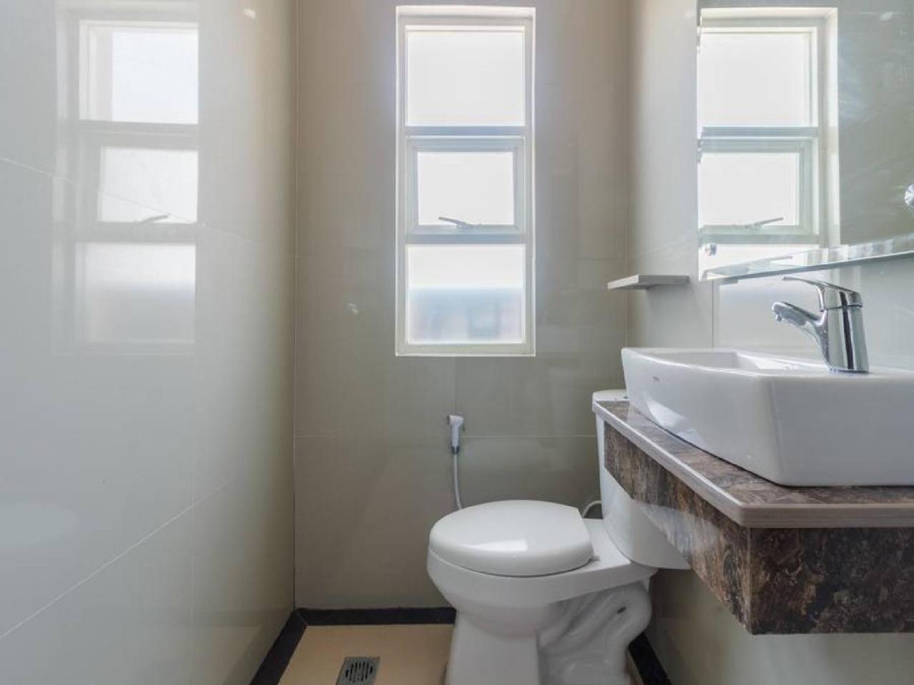 Reddoorz Plus @ Boulevard Panakkukang Makassar Eksteriør bilde